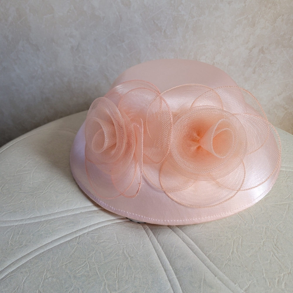 Gorgeous 'Derby' Style Hat!